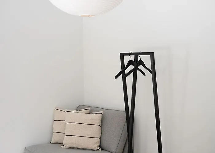 Charming Seaside Country Cottage *